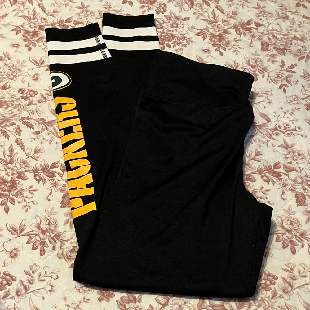 Green Bay Packers Team Apparel Black and Yellow Leggings